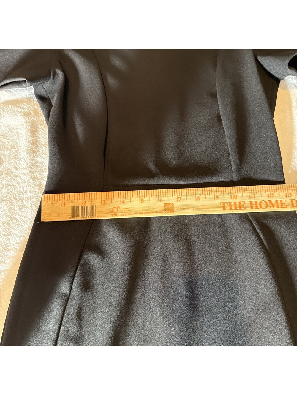Calvin Klein Black Short Sleeve Sheath Dress Size 2 Gold Zipper - Picture 3 of 7